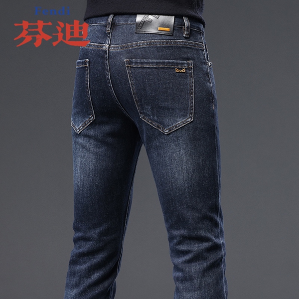 ブランドジーンズ背面デザイン